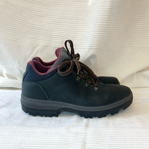 Asolo Women’s Hiking Shoes - Picture 2 of 13